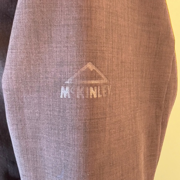 McKinley Thornhill Softshell Windbreaker women size large. - Picture 5 of 13